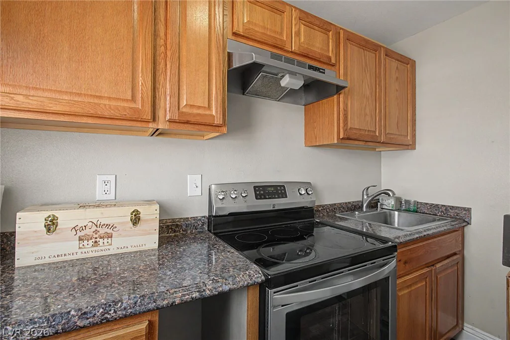 713 Vincent, Las Vegas, NV 89145