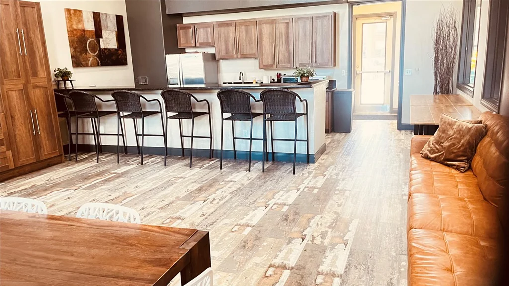 555 Silverado Ranch, Las Vegas, NV 89183