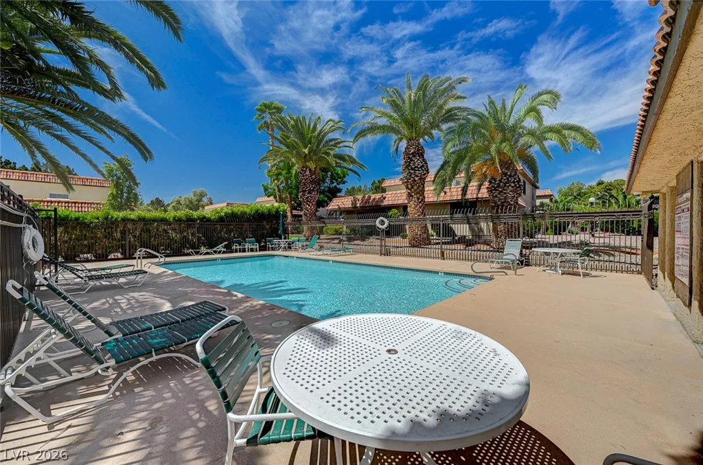 1812 Plum, Henderson, NV 89014