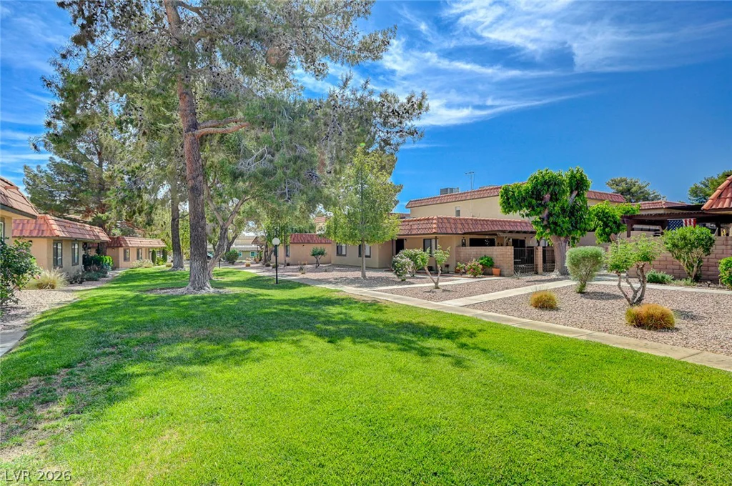 1812 Plum, Henderson, NV 89014