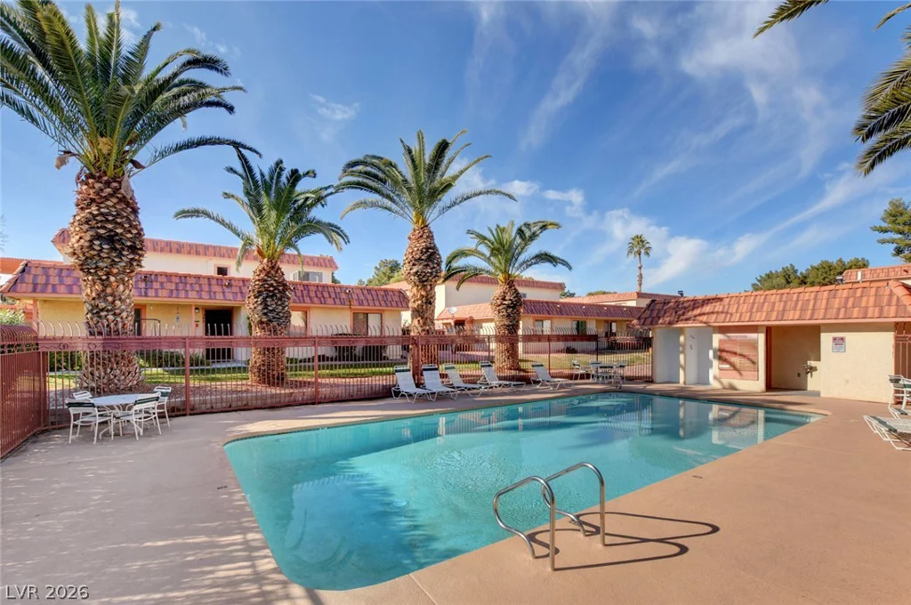 1812 Plum, Henderson, NV 89014