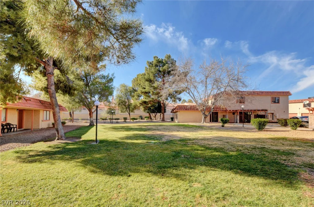 1812 Plum, Henderson, NV 89014
