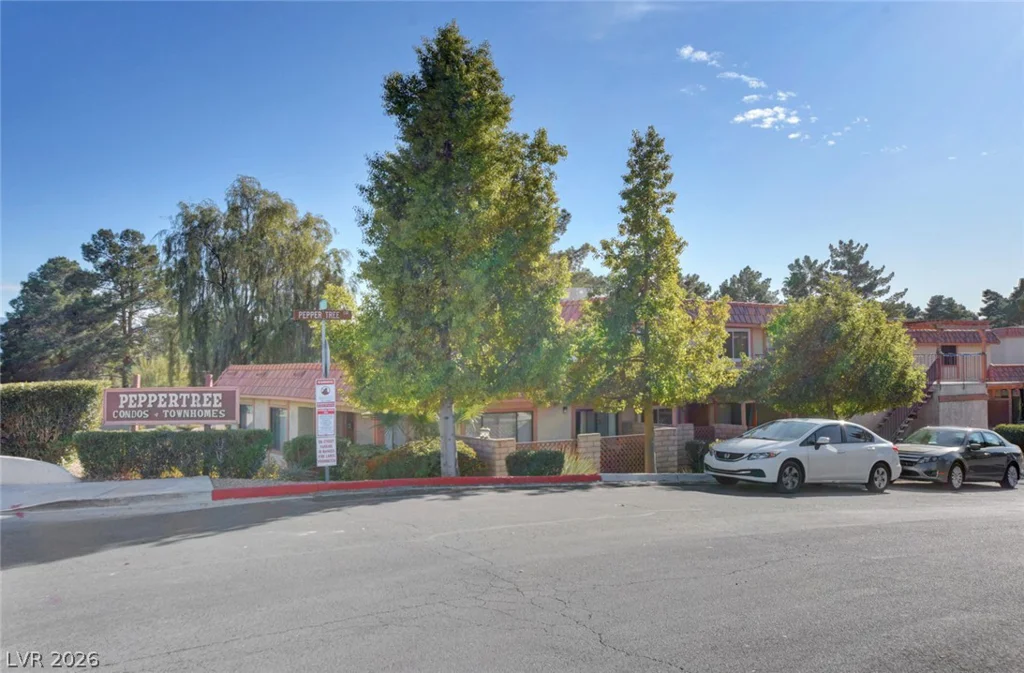 1812 Plum, Henderson, NV 89014