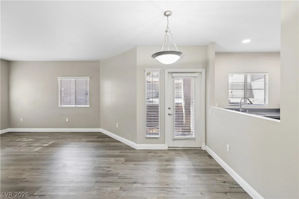 5250 Rainbow, Las Vegas, NV 89118
