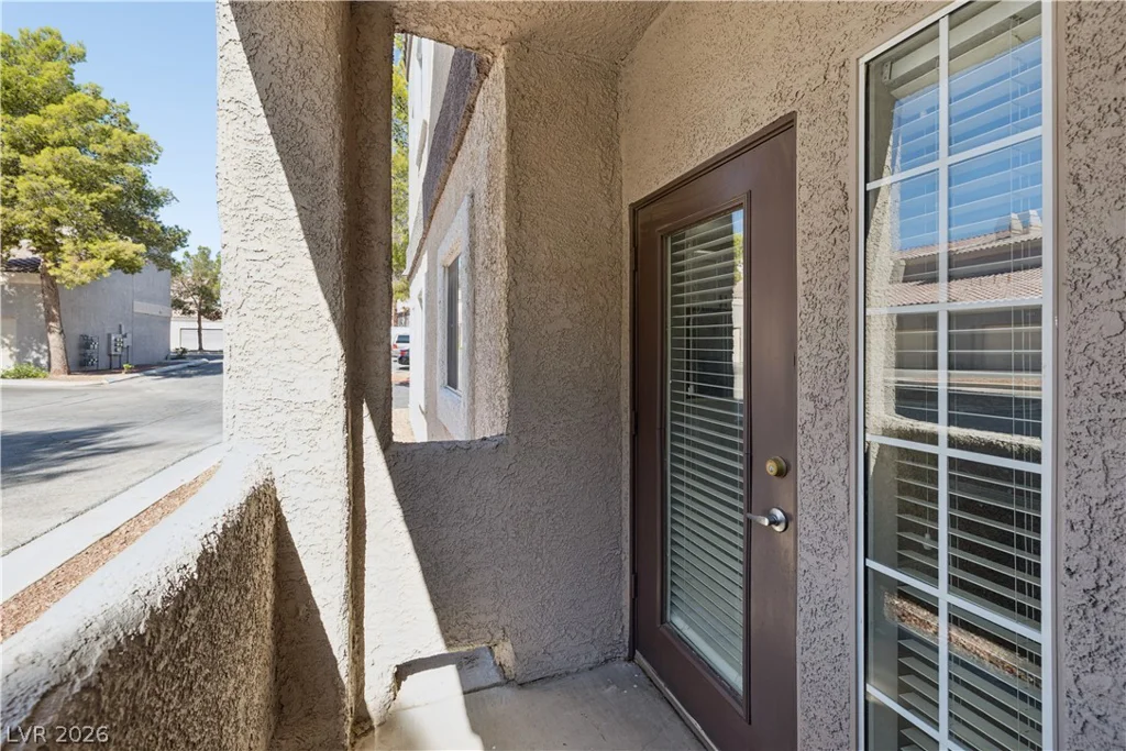 5250 Rainbow, Las Vegas, NV 89118