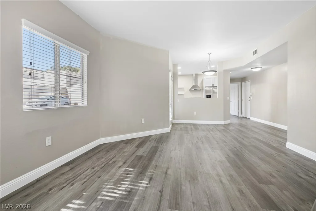 5250 Rainbow, Las Vegas, NV 89118