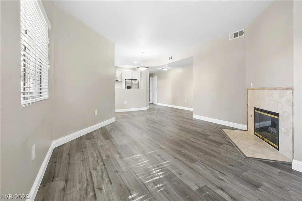 5250 Rainbow, Las Vegas, NV 89118