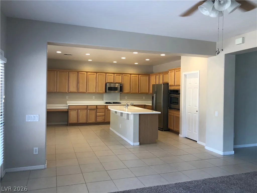 3226 Birdwatcher, North Las Vegas, NV 89084