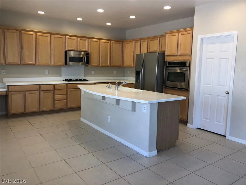 3226 Birdwatcher, North Las Vegas, NV 89084