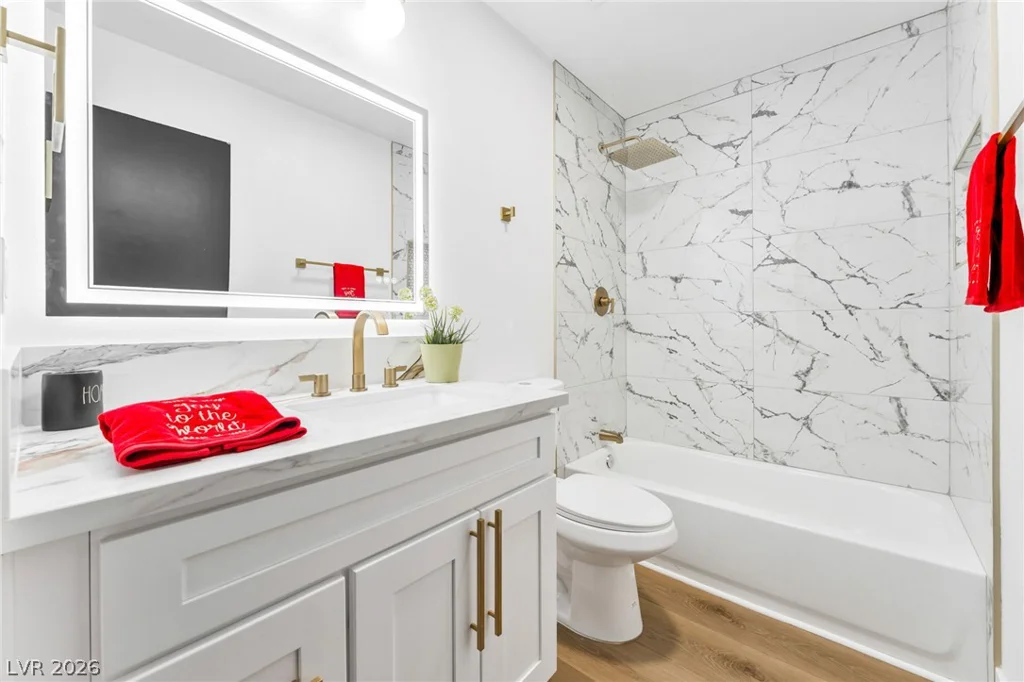 2301 Palora, Las Vegas, NV 89169