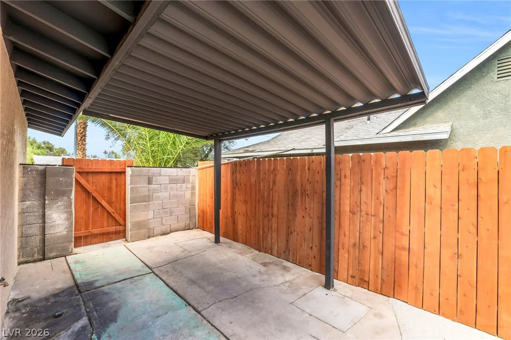 2301 Palora, Las Vegas, NV 89169