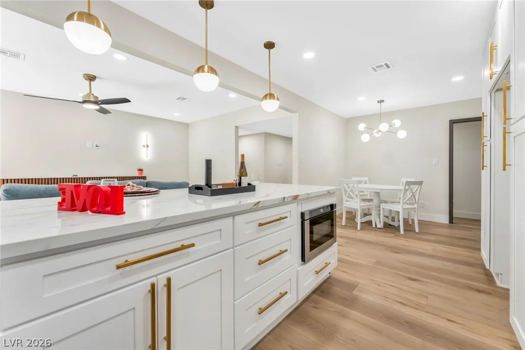2301 Palora, Las Vegas, NV 89169