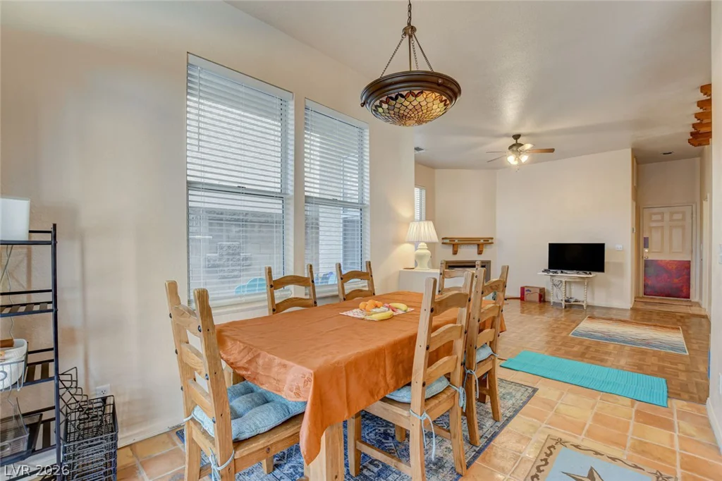 184 Adomeit, Henderson, NV 89074