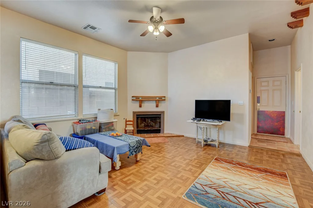 184 Adomeit, Henderson, NV 89074