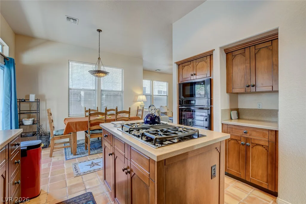 184 Adomeit, Henderson, NV 89074