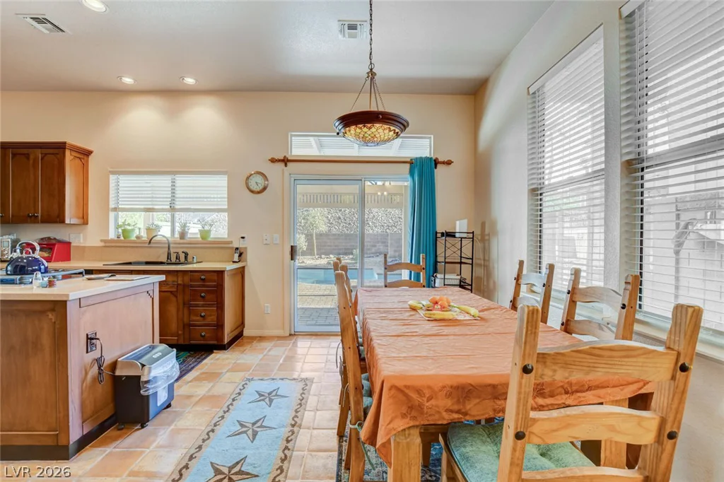184 Adomeit, Henderson, NV 89074