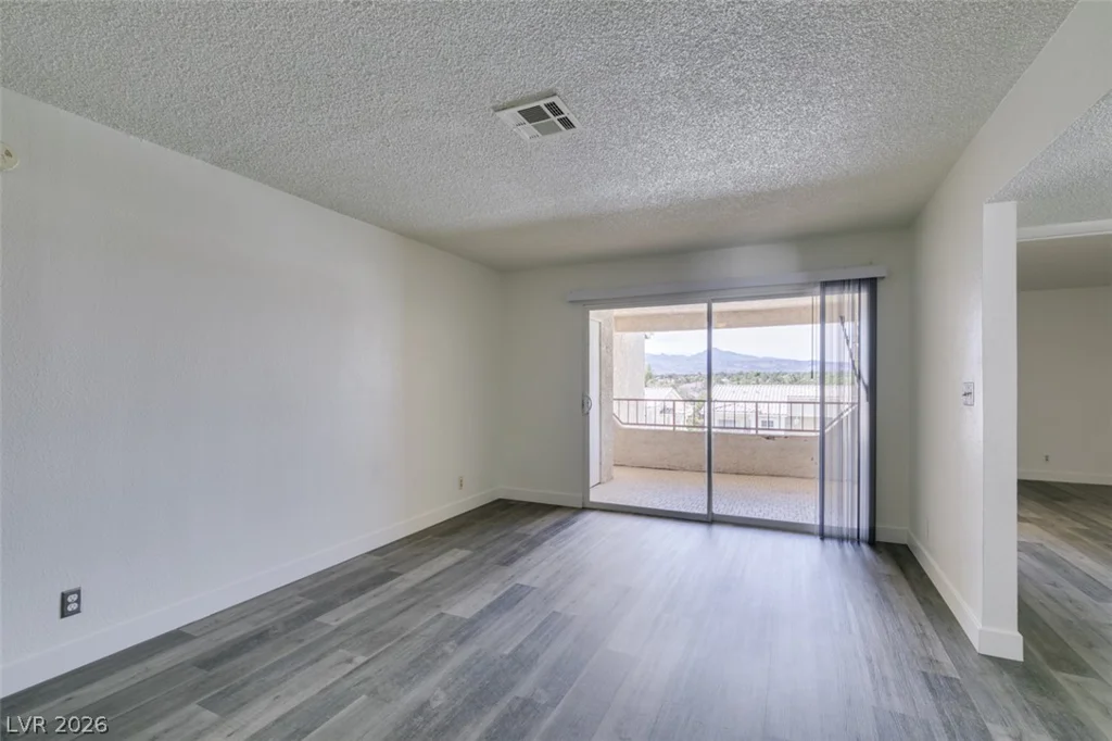 1941 Scimitar, Henderson, NV 89014