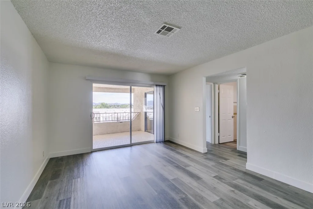 1941 Scimitar, Henderson, NV 89014
