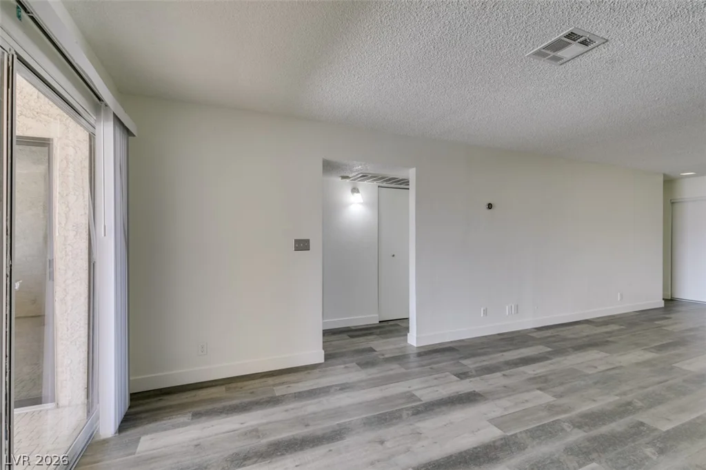 1941 Scimitar, Henderson, NV 89014