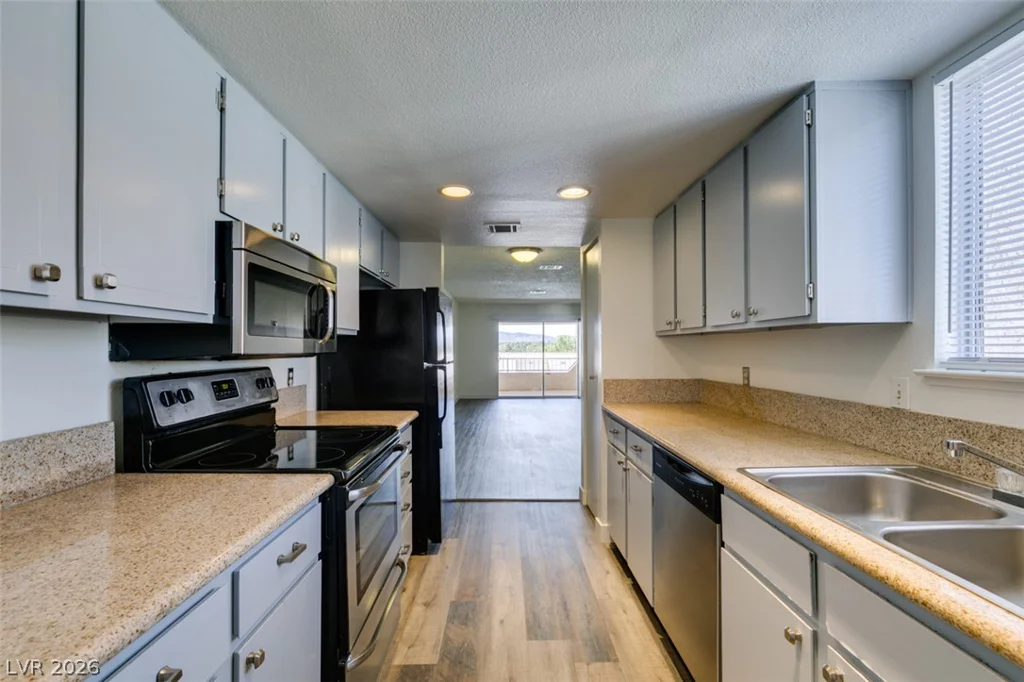 1941 Scimitar, Henderson, NV 89014