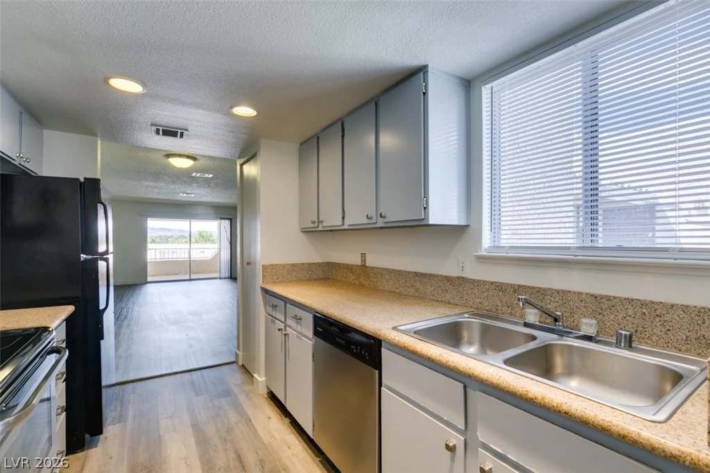 1941 Scimitar, Henderson, NV 89014