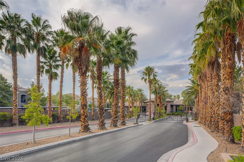9050 Warm Springs, Las Vegas, NV 89148