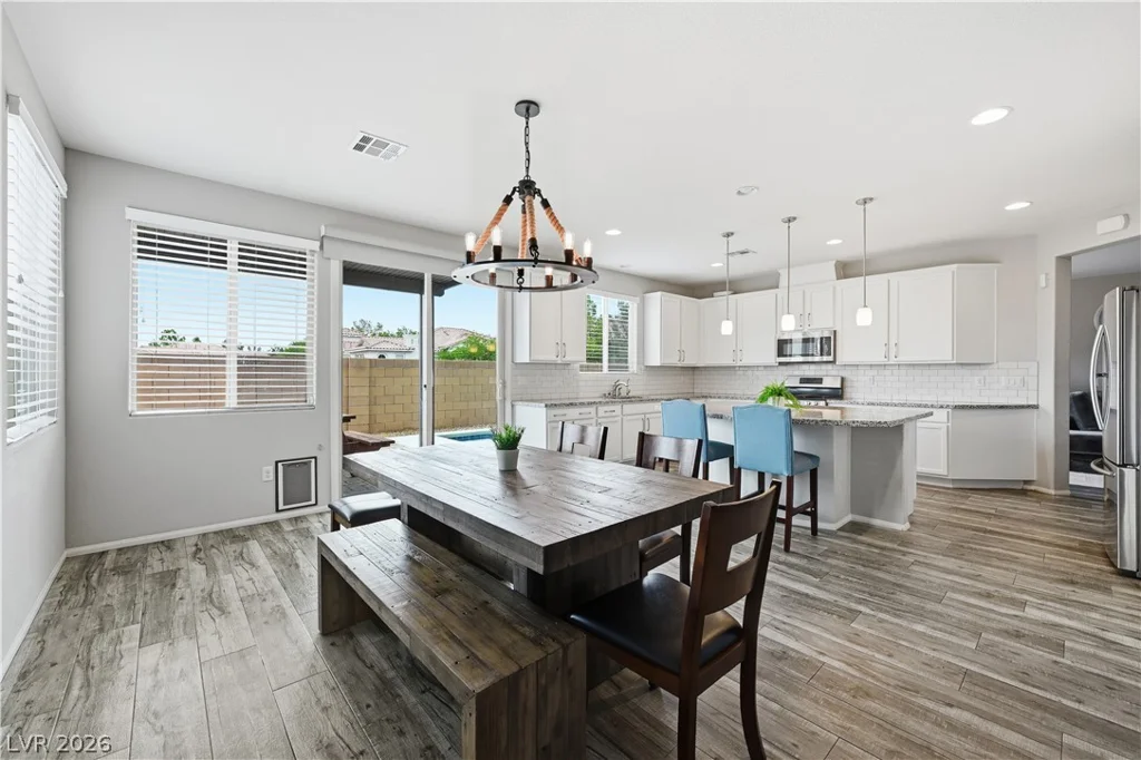 9518 Ridgeglen, Las Vegas, NV 89148
