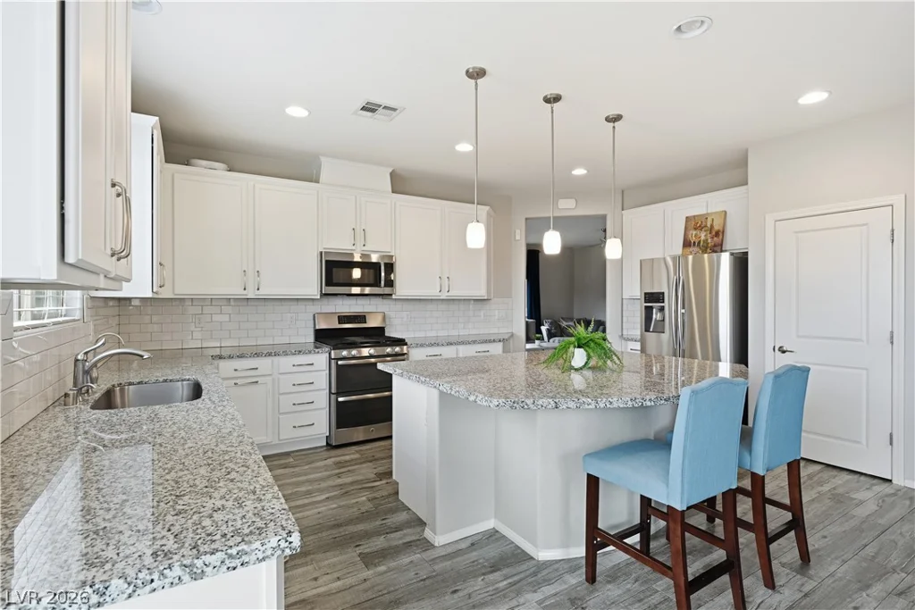 9518 Ridgeglen, Las Vegas, NV 89148
