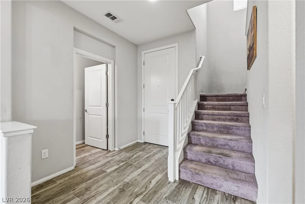 9518 Ridgeglen, Las Vegas, NV 89148