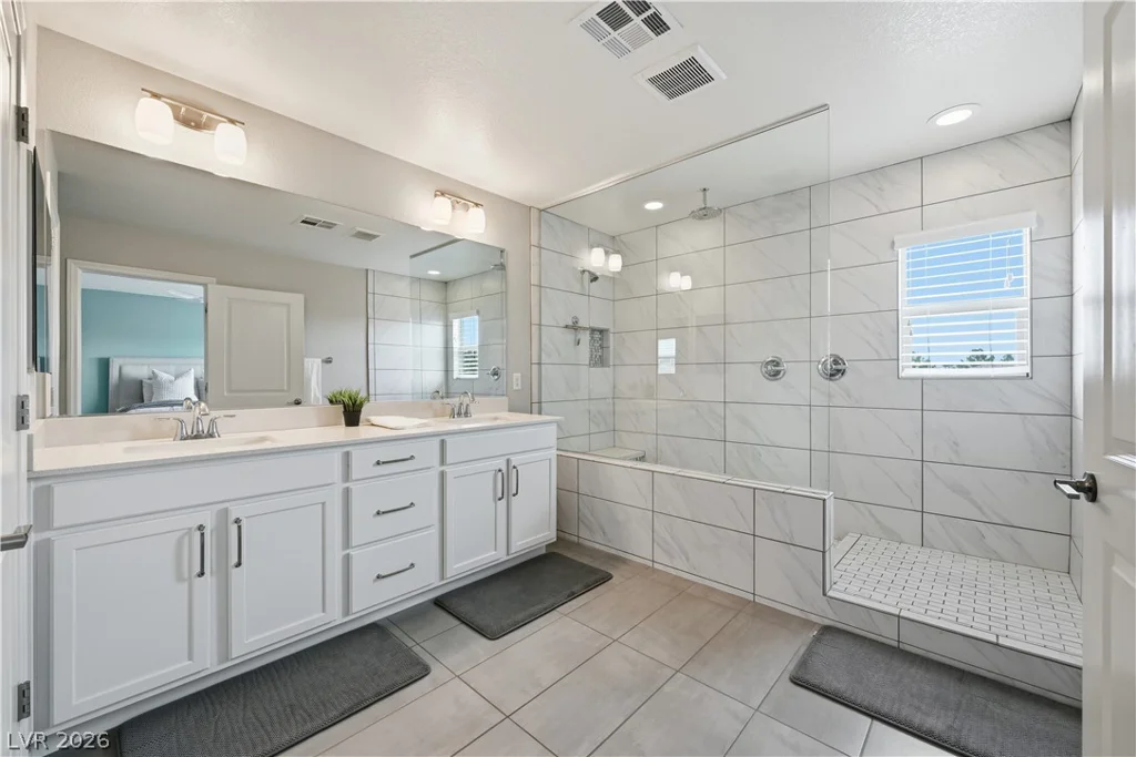 9518 Ridgeglen, Las Vegas, NV 89148
