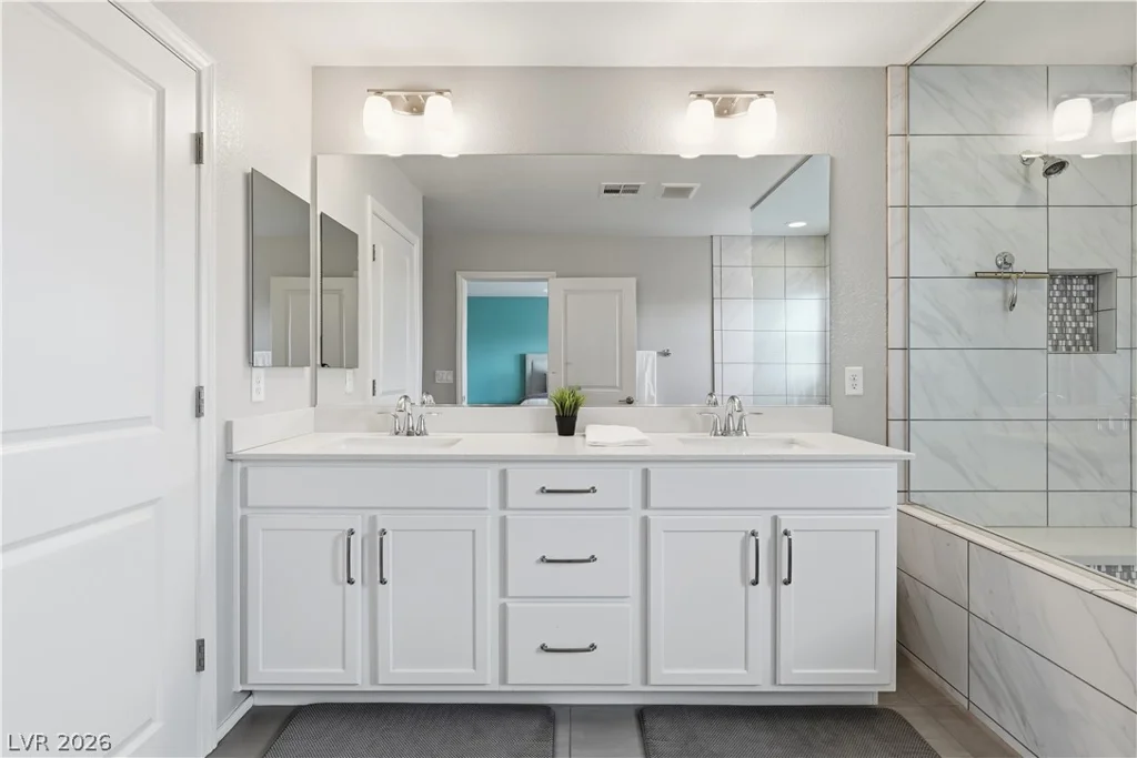 9518 Ridgeglen, Las Vegas, NV 89148