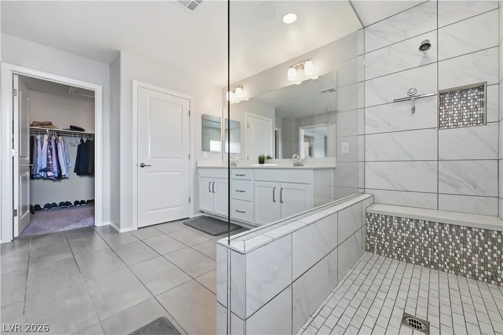 9518 Ridgeglen, Las Vegas, NV 89148