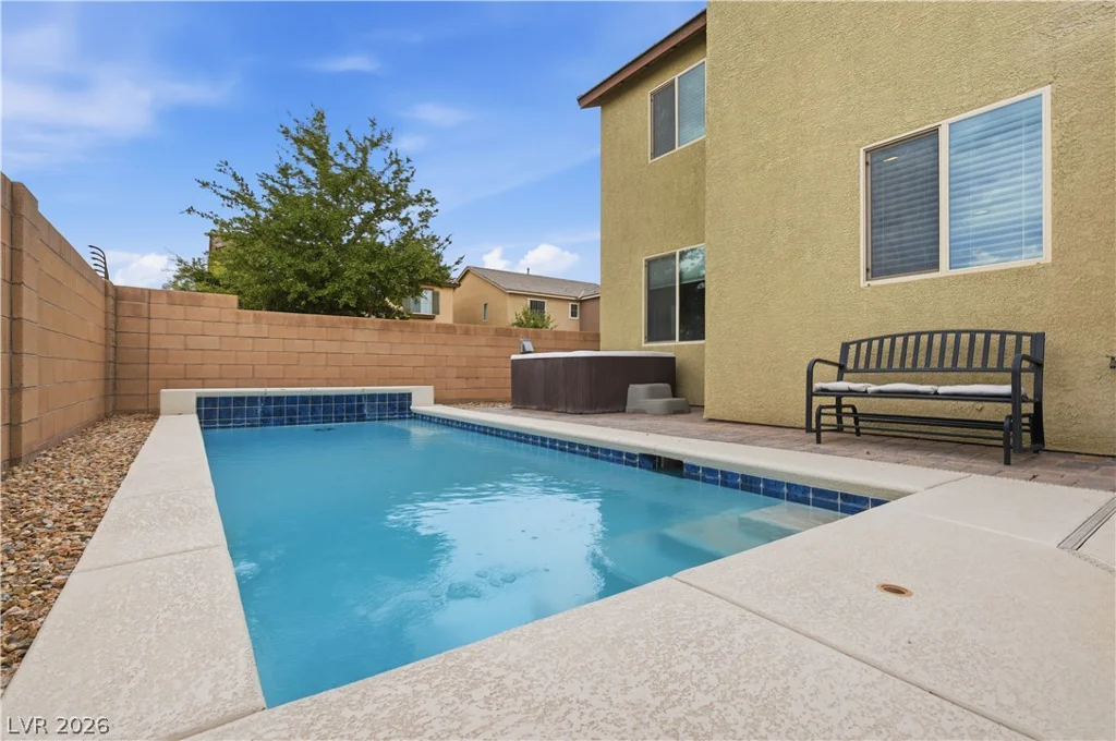 9518 Ridgeglen, Las Vegas, NV 89148