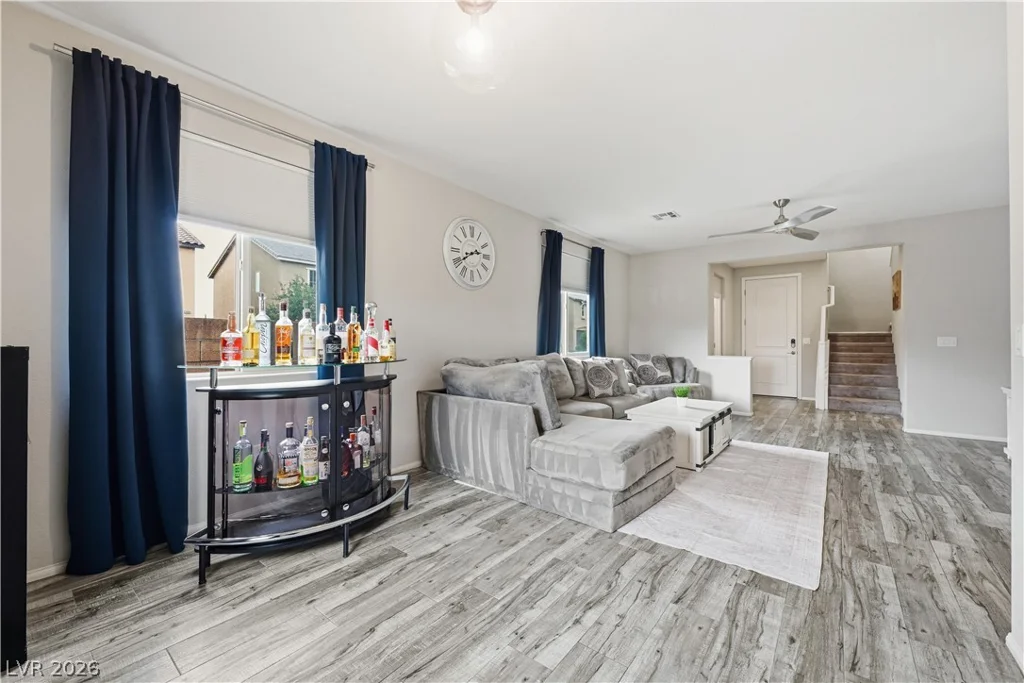 9518 Ridgeglen, Las Vegas, NV 89148