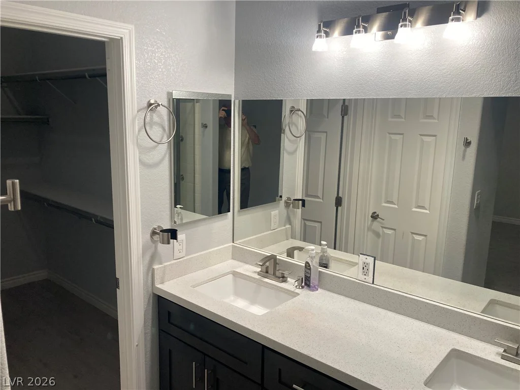 7116 Golden Desert, Las Vegas, NV 89129