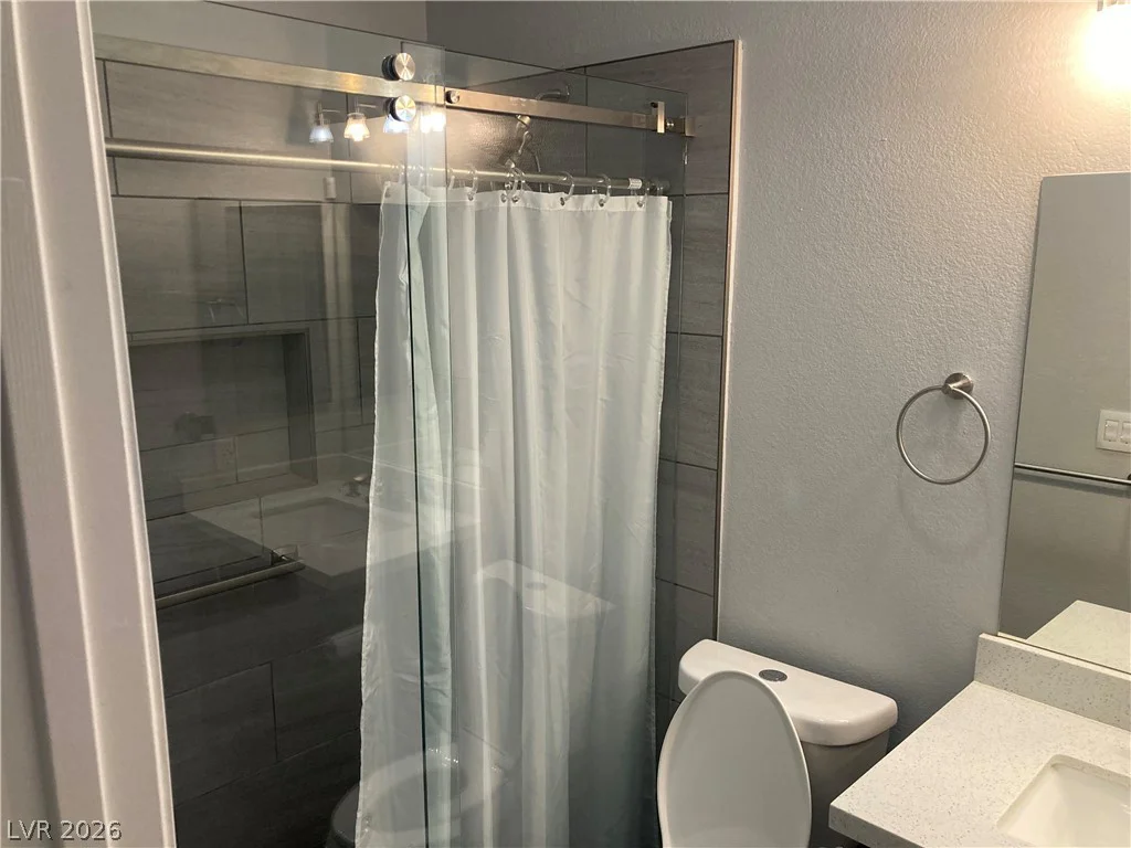 7116 Golden Desert, Las Vegas, NV 89129