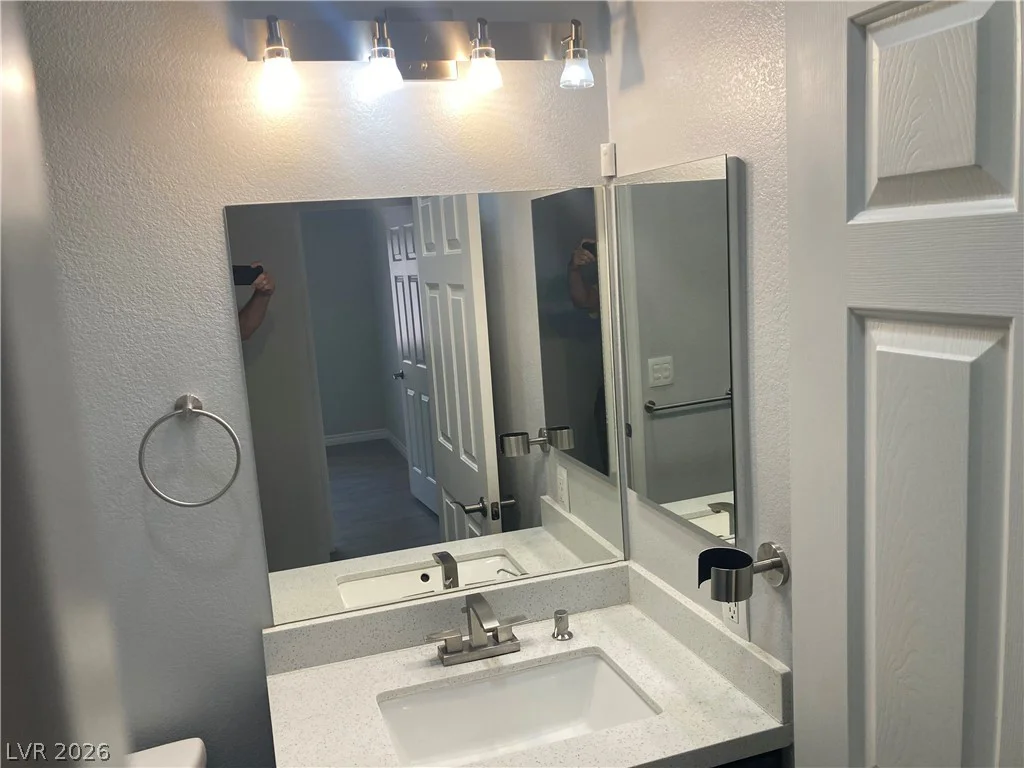 7116 Golden Desert, Las Vegas, NV 89129