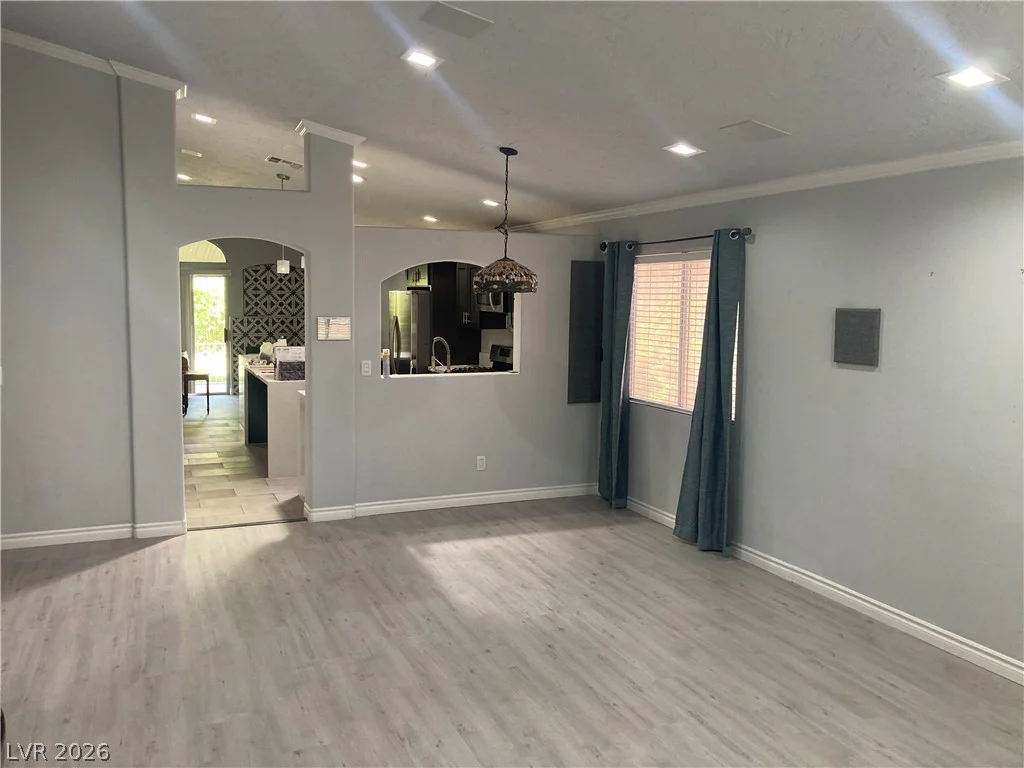 7116 Golden Desert, Las Vegas, NV 89129