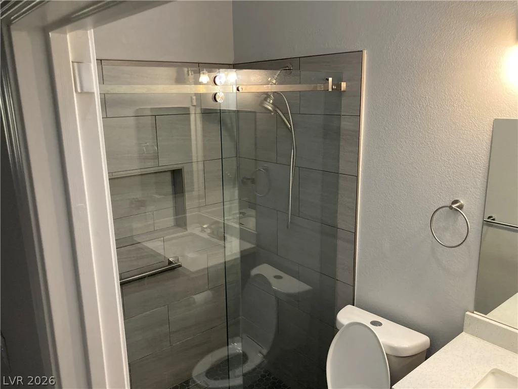 7116 Golden Desert, Las Vegas, NV 89129