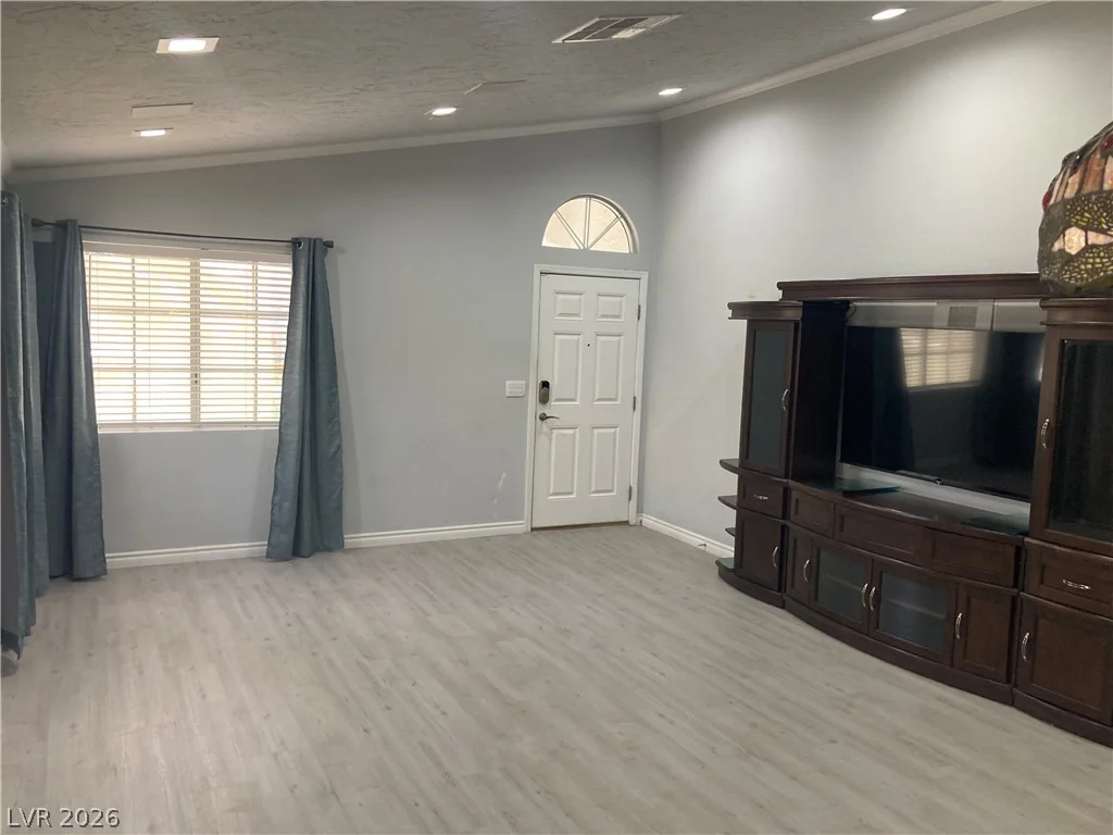 7116 Golden Desert, Las Vegas, NV 89129
