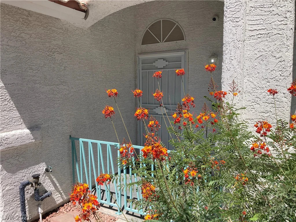 7116 Golden Desert, Las Vegas, NV 89129