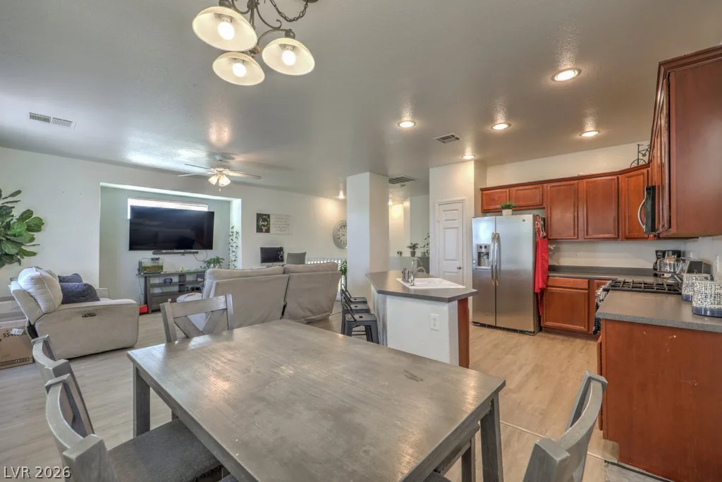 3592 Gloucester Gate, Las Vegas, NV 89122