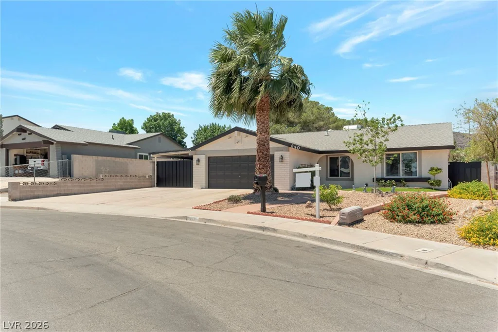 640 Summerland, Henderson, NV 89002