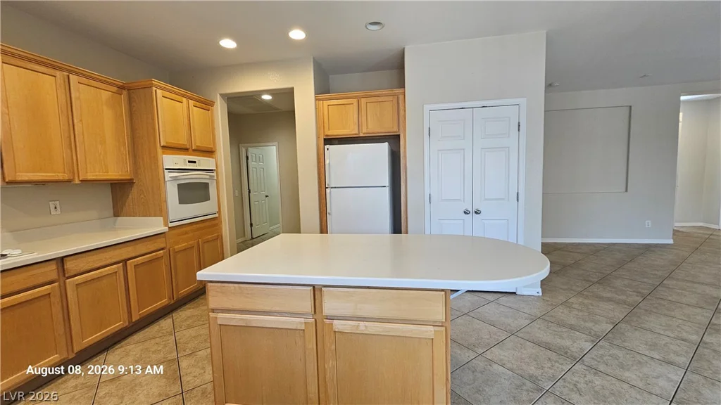 7603 Kenwood Hills, Las Vegas, NV 89131