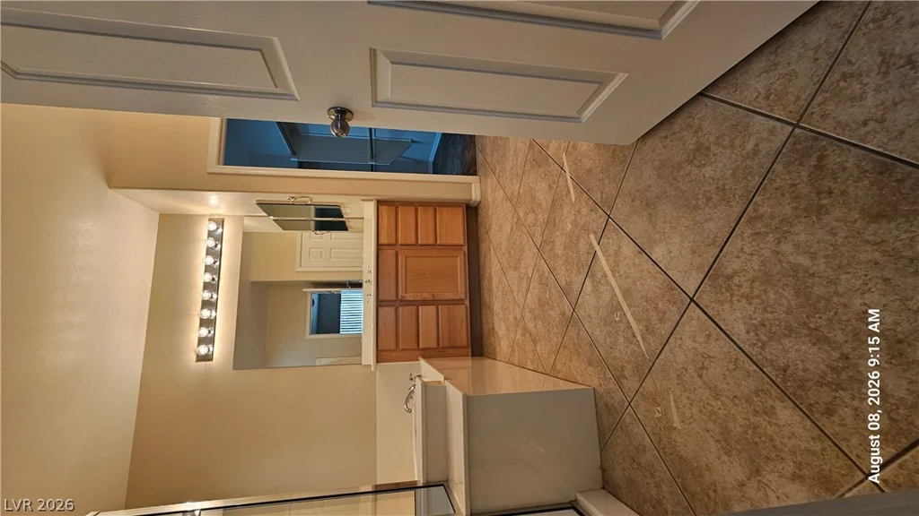 7603 Kenwood Hills, Las Vegas, NV 89131