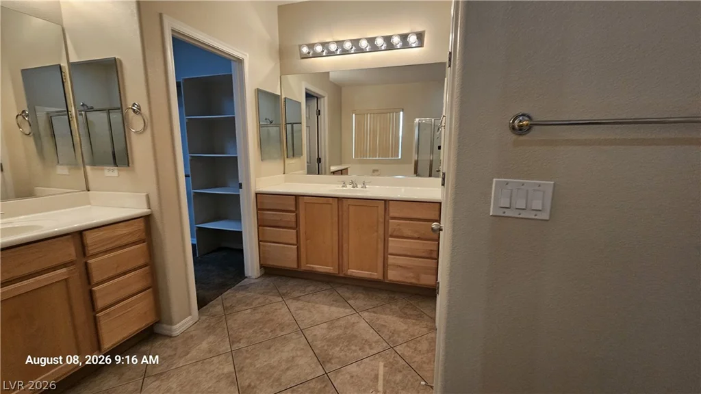 7603 Kenwood Hills, Las Vegas, NV 89131