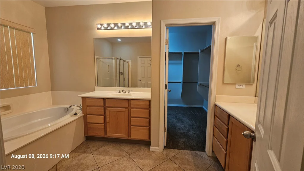 7603 Kenwood Hills, Las Vegas, NV 89131