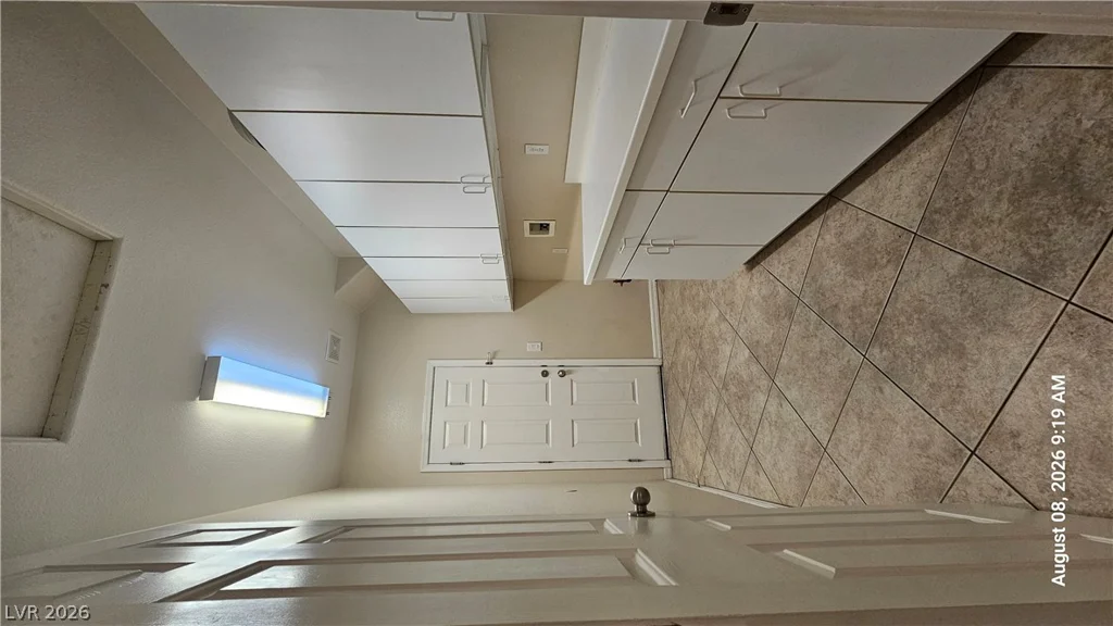7603 Kenwood Hills, Las Vegas, NV 89131