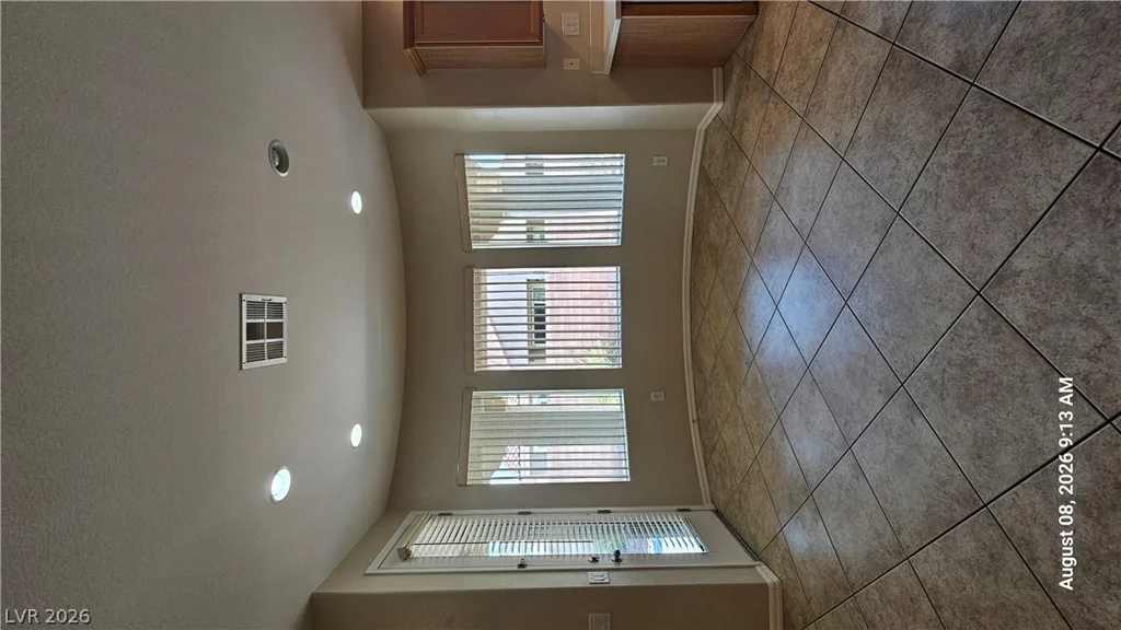 7603 Kenwood Hills, Las Vegas, NV 89131