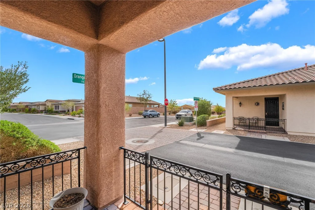 715 Orange Plume, Henderson, NV 89011